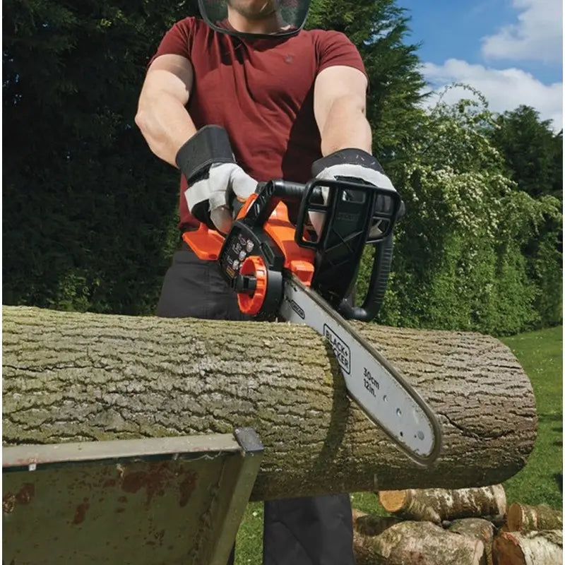 BLACK+DECKER Motosega a batteria 36V 30 cm, 1 batteria 2,5 Ah Li-Ion, caricabatterie GKC3630L25-QW