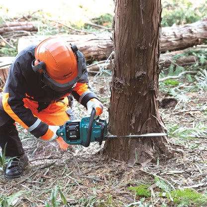 Makita Motosega a batteria 40V 35 cm, senza batteria e caricabatterie UC025GZ