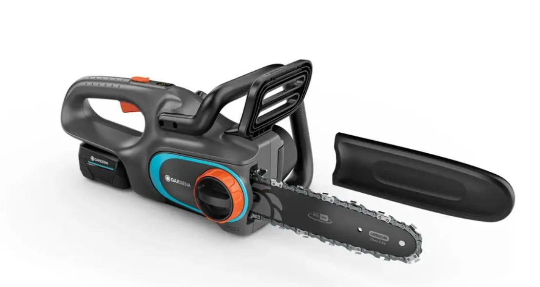 Gardena - motosega AKU 18V PowerSaw 250/18V P4A, 25 cm, 1x batteria 4,0 Ah, caricabatterie 14790-20