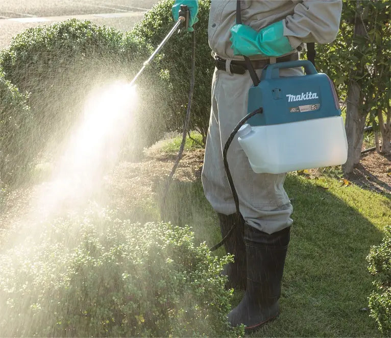 Makita Utensili - Pompa irroratrice a batteria 12V AC, volume 5 l, senza batteria e caricabatterie US053DZ